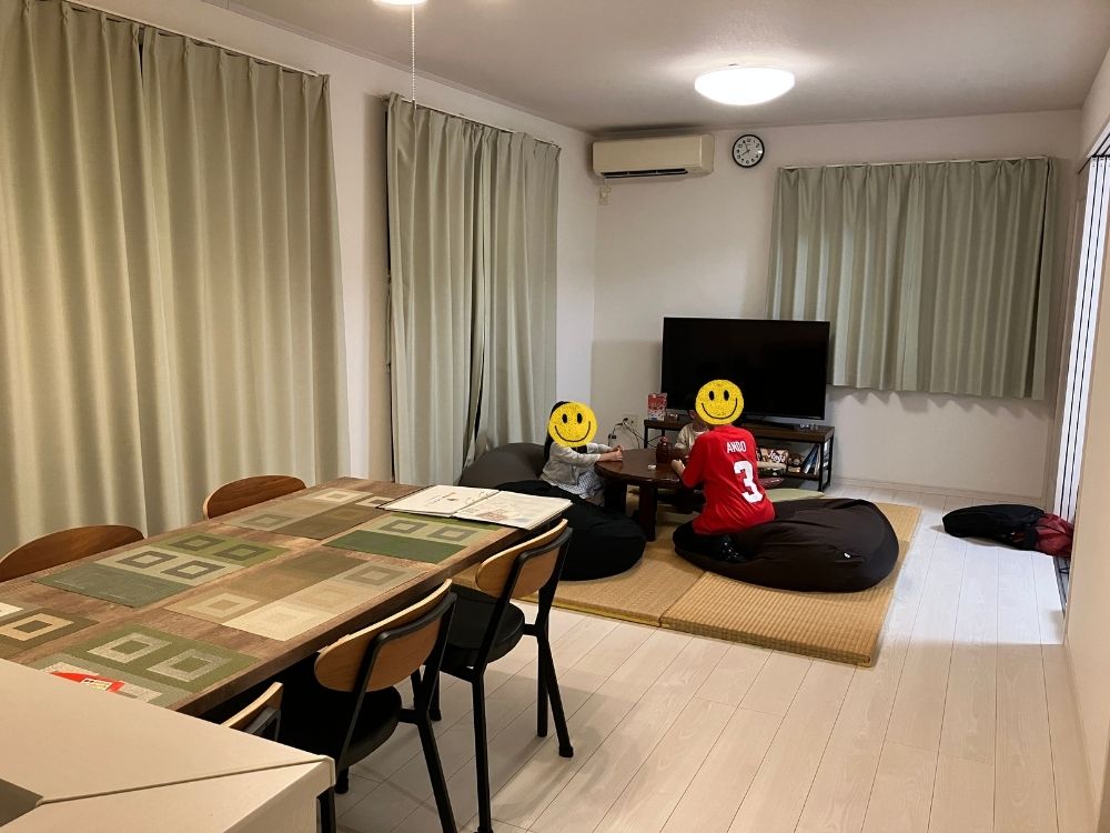 南城市エアビー宿 リビング